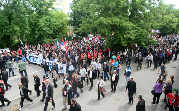 ПОСЛЕ ДЕМОНСТРАЦИЈА У РУМУНИЈИ: Вигемарк призива протесте у Босни?!